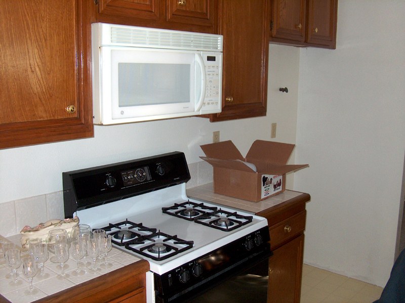 The stove and space for a refridgerator